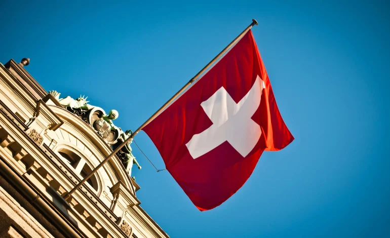 فرار سرمایه‌داران فرانسوی به سوی لوکزامبورگ و سوئیس