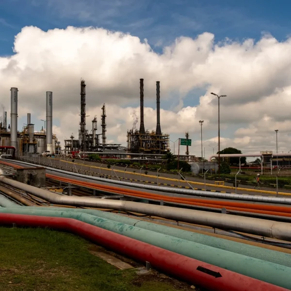 کاهش خرید نفت از روسیه